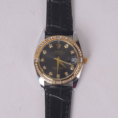 Woman Black Dial Watch with Black Straps
