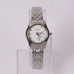 Woman's Silver Chain Watch with White Dial DINUO 2