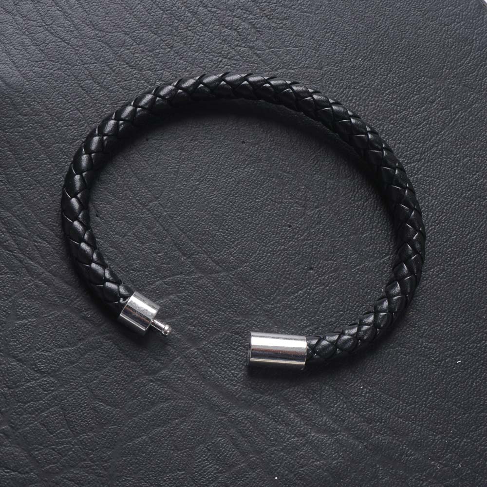 Fashion Leather Magnetic Lock Trendy CN21558 Bracelet