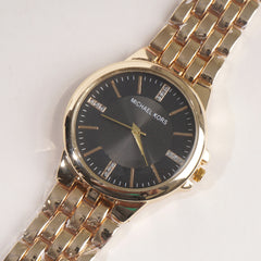 Women Stylish Chain Wrist Watch Golden With Black Dial