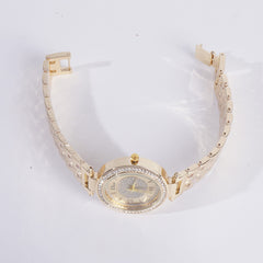 Women Stylish Chain Wrist Watch Golden