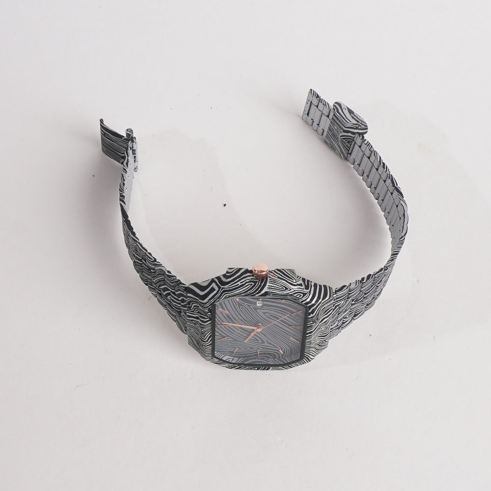 New Women Stylish Chain Wrist Watch Grey & Black
