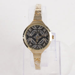 Women Stylish Chain Wrist Watch Golden With Black Dial