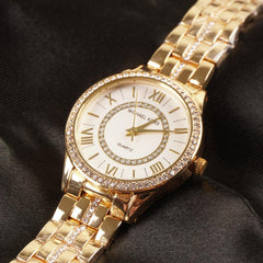 Women Chain Wrist Watch Golden MK