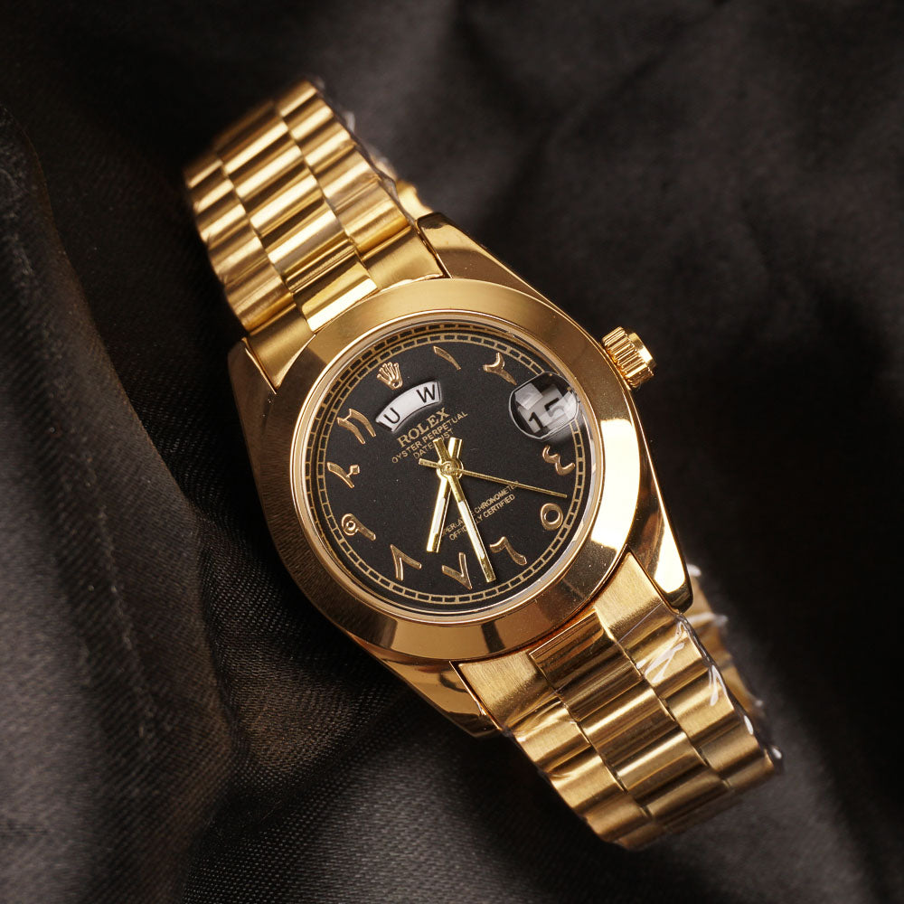 Women Chain Wrist Watch Golden Black R