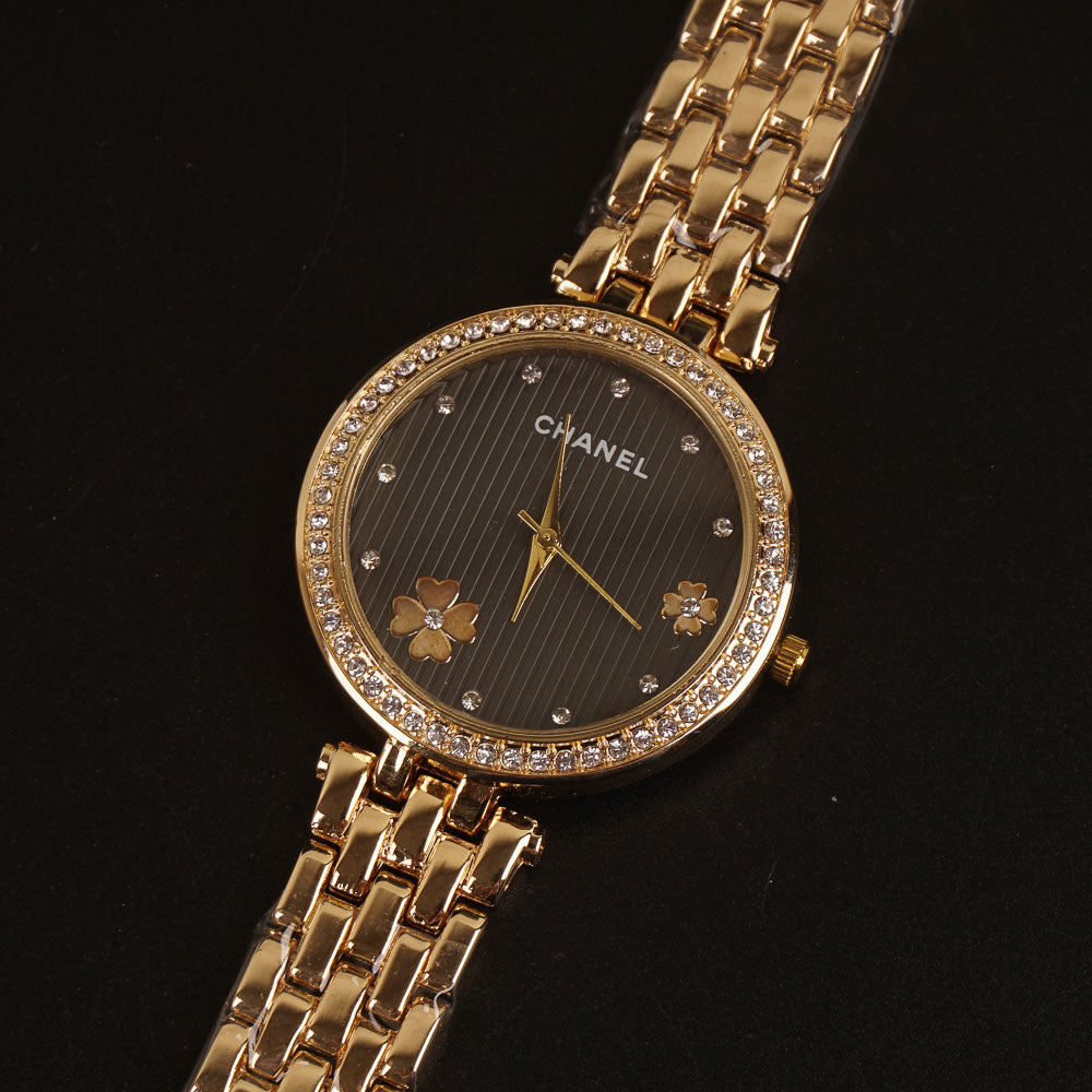 Women Chain Wrist Watch Golden C