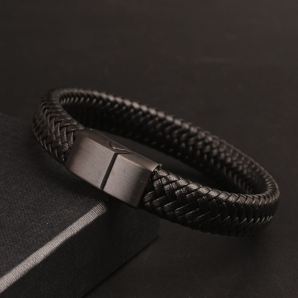 Black Braided Leather Black Magnetic Lock Fashion Bracelet