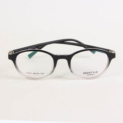 Black n White Oval Shape Eyeglasses