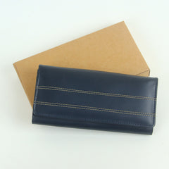 Woman's genuine leather wallet blue with thread design