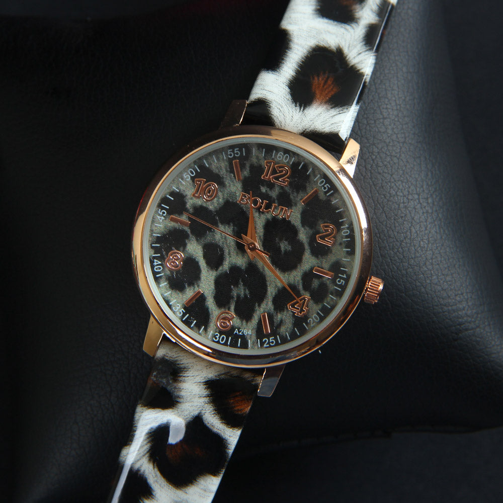 White Leather Strap Rosegold Dial Women Wrist Watch 1