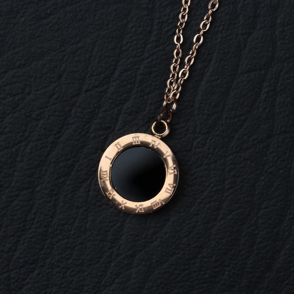 Womens Black Fancy Necklace Circle