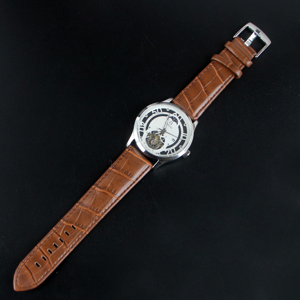 Mens Wrist Watch Brown Strap with Silver Dial O